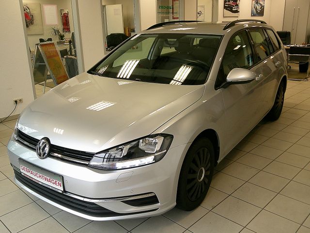 Volkswagen GolfVII Variant Comfortline/NAVI /KLIMA/WENIG KM