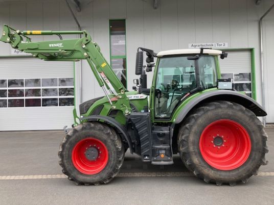 Fendt 716 Vario S4 Profi Plus