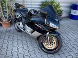 Honda CBR 1000 RR Fireblade Sc57 Liebhaber  - HONDA 2004 FIREBLADE