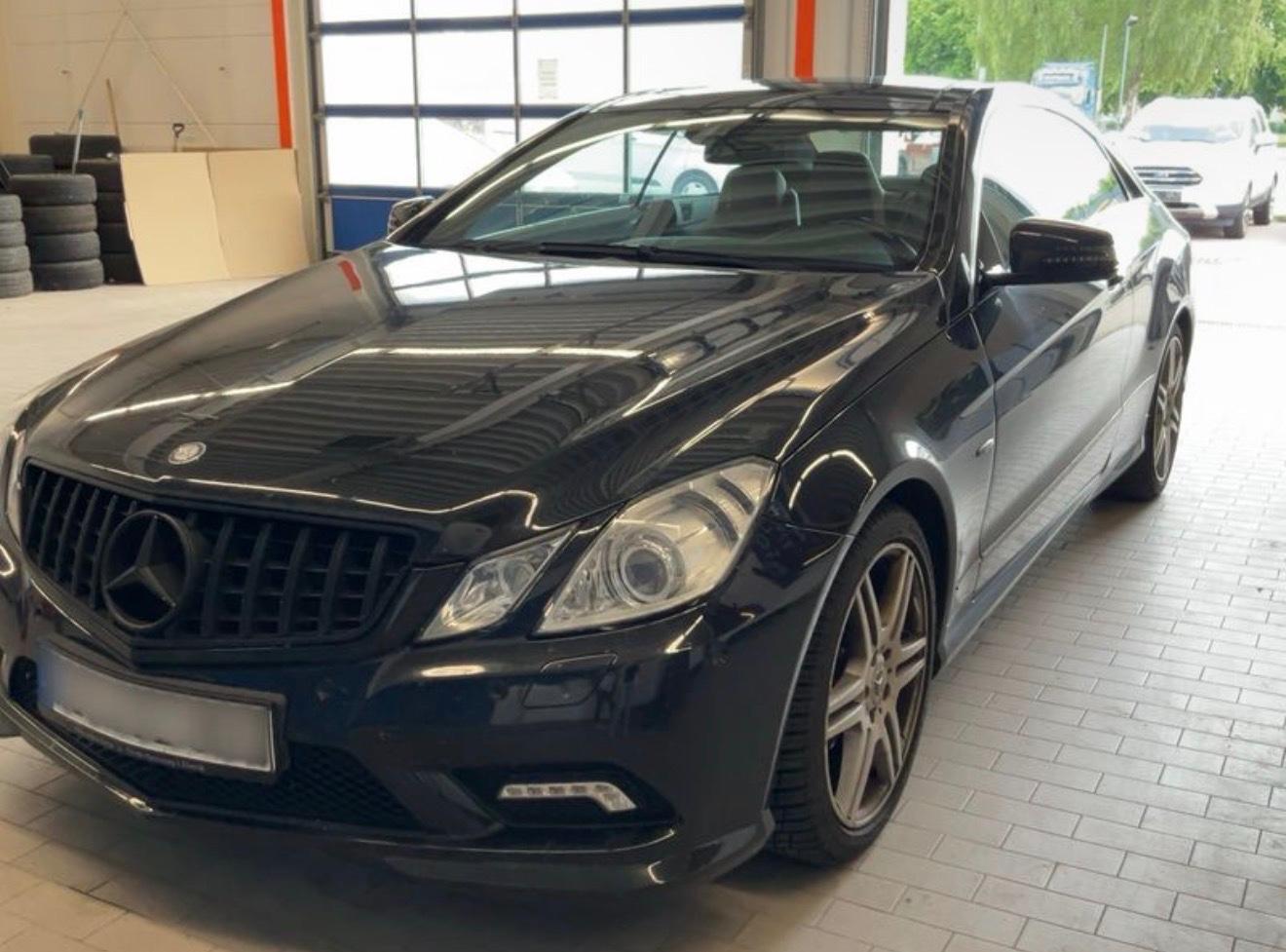 Mercedes-Benz E 350 Coupe BlueEfficiency Avantgarde AMG-Line