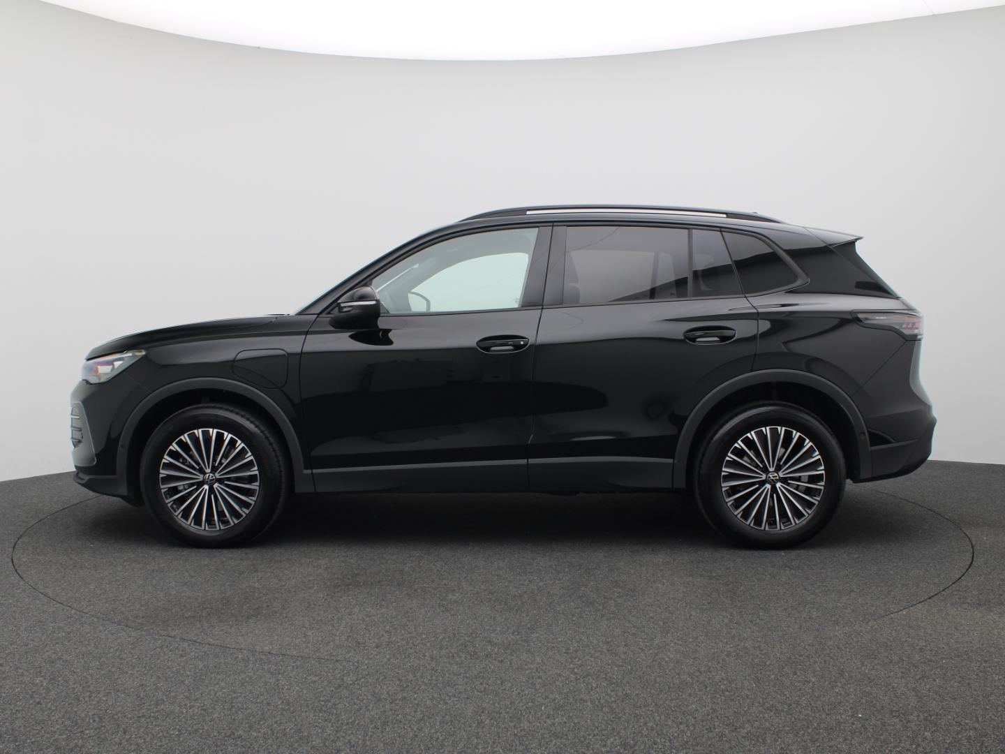 Volkswagen Tiguan 1.5 TSI eHybrid 150 kW Life AHK LED App