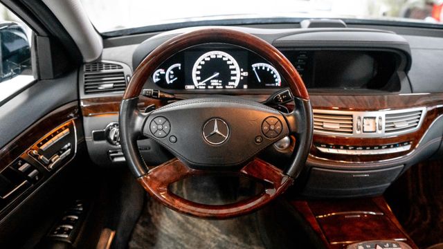 Fahrzeugabbildung Mercedes-Benz S 500 Lang/4x Massage/Distr./Lüftung/Top