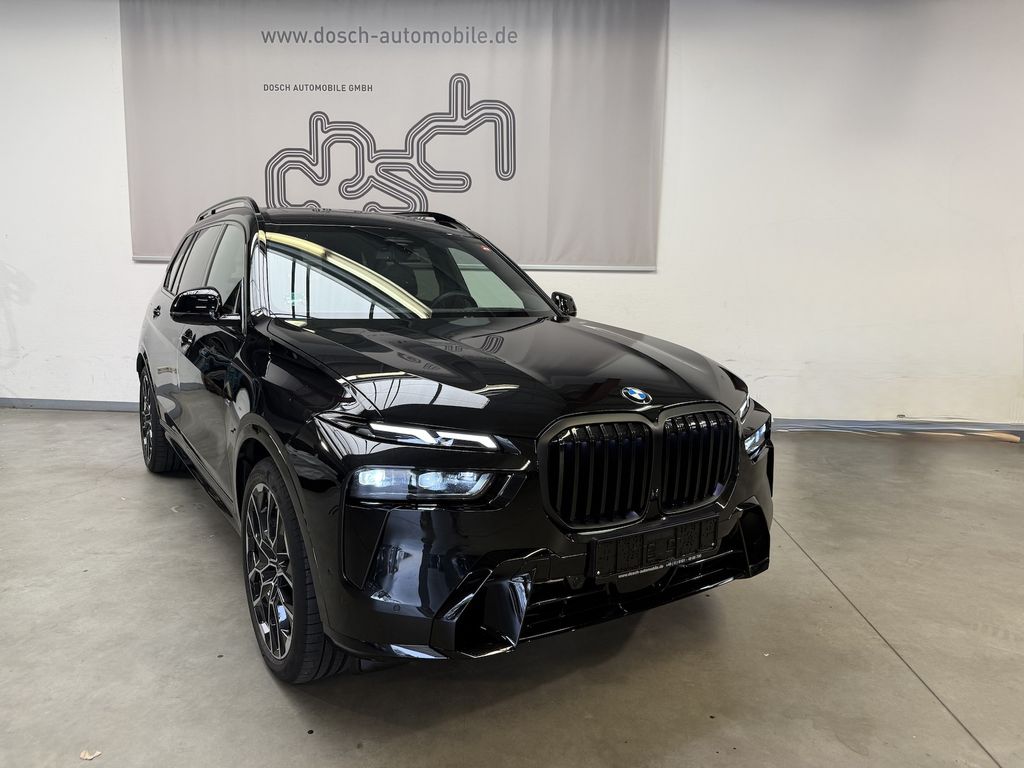 Image of BMW X7