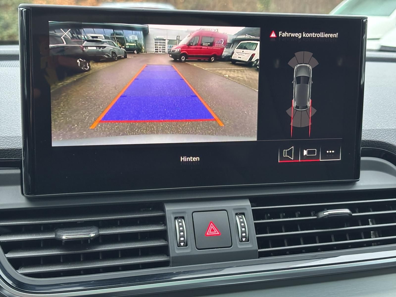 Q5 2.0 TDI quattro S-Line AHK PANO MATRIX-LED