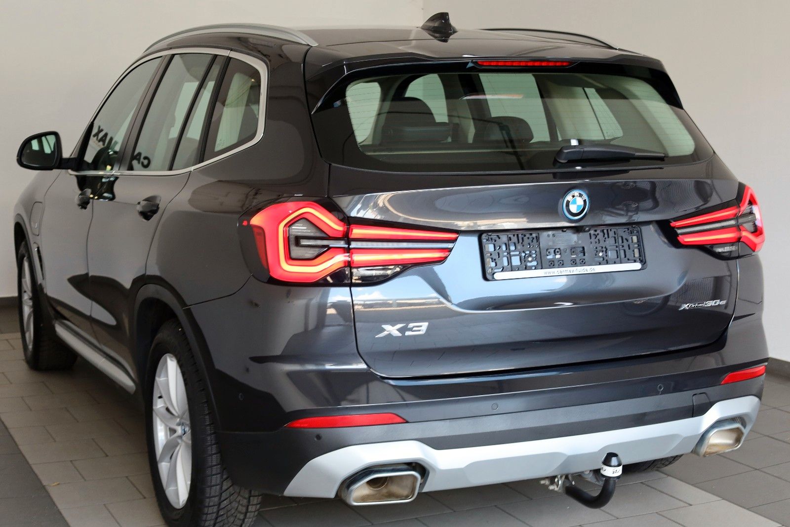 Fahrzeugabbildung BMW X3 xDrive30e,Leder,Navi,LED,SH,360Kamera,SportSi