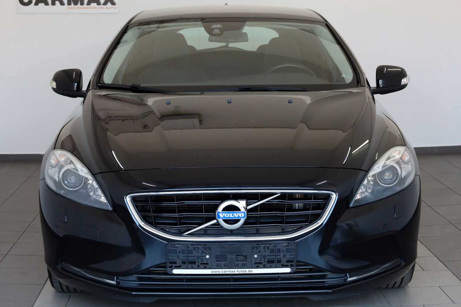 Fahrzeugabbildung Volvo V40 You! TLeder,Navi,Xenon,Kamera,SH,PDC,SR+WR