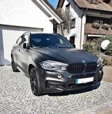 BMW X6 xDrive50i - M Sportpaket V8 foliert aus 2Hand