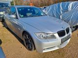 BMW 330 3 Limousine 330i M Paket*TV*InnovationPaket - gebrauchte BMW 330 aus dem Jahr 2006
