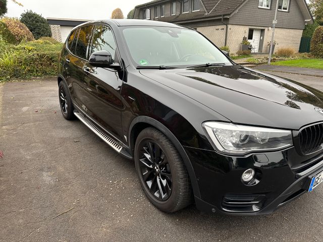 BMW X3 xDrive30 D Sport PANO Top Zustand 