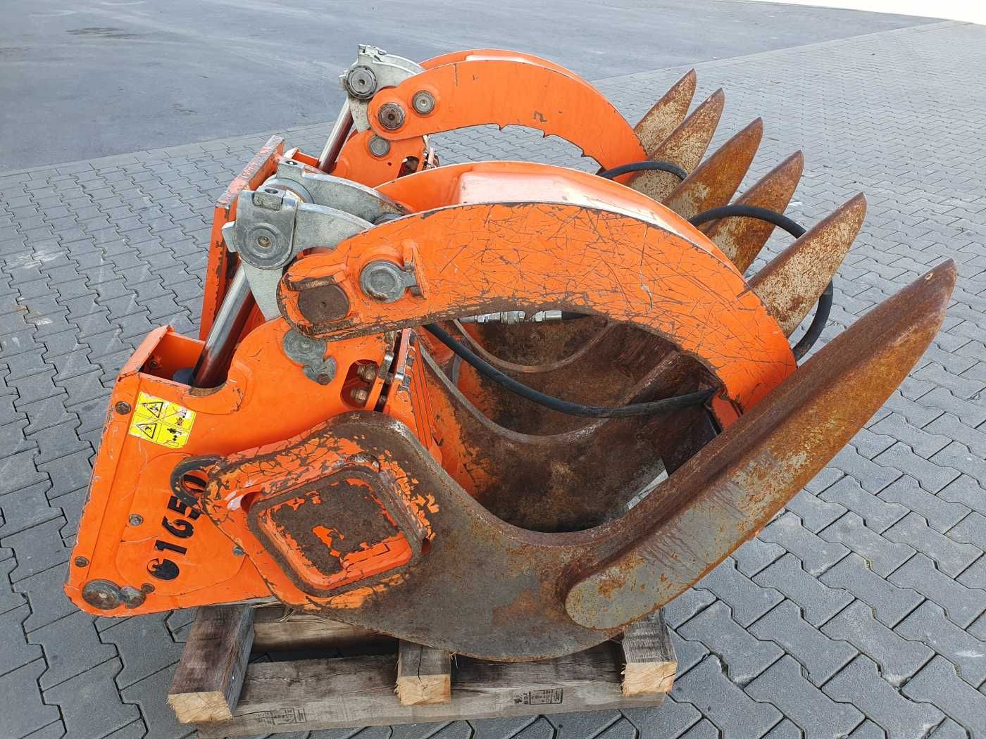 Fahrzeugabbildung Andere Westtech G1650 Roderechen / Greifarme / 2017