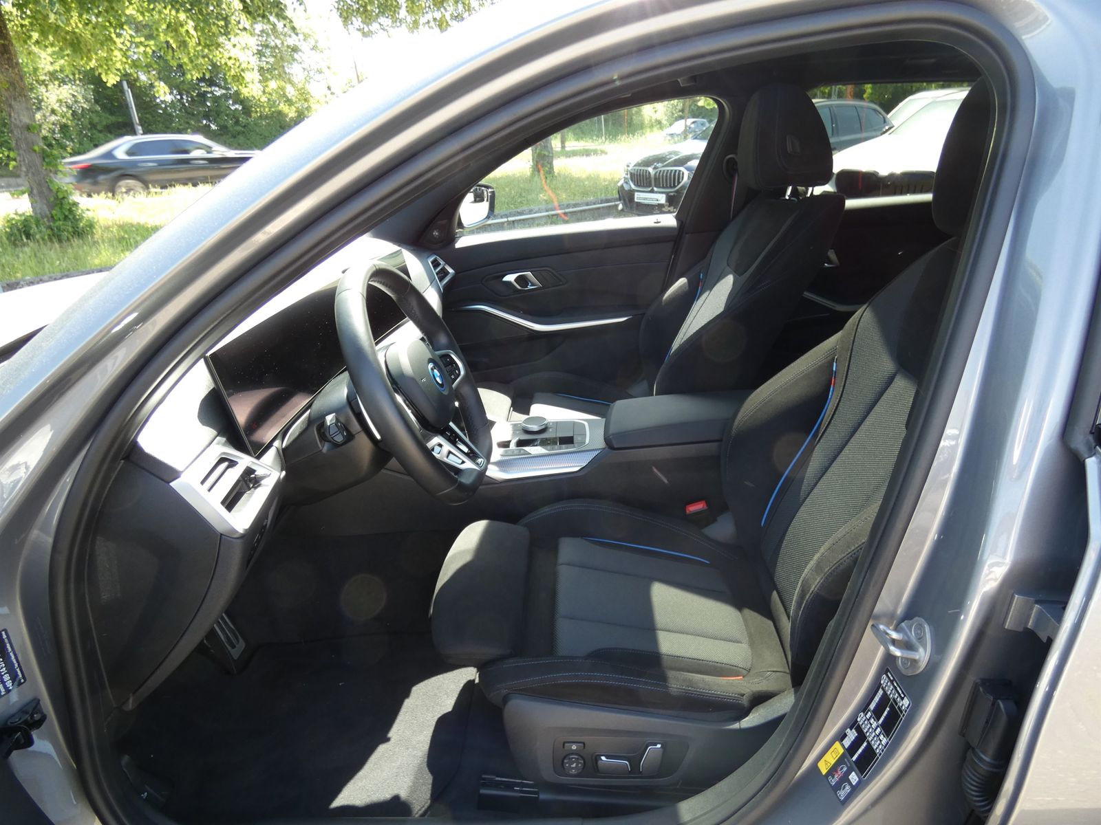 BMW 330 - Bild 14