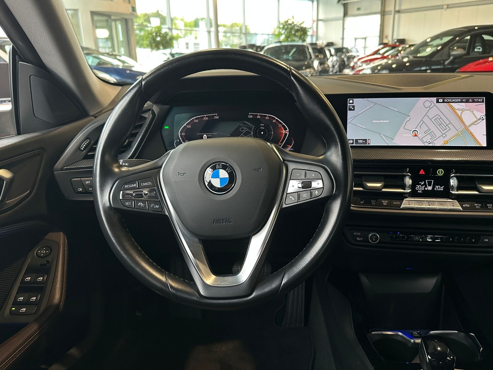 Fahrzeugabbildung BMW 218i Gran Coupe Advantage AHK LED ACC NAVI