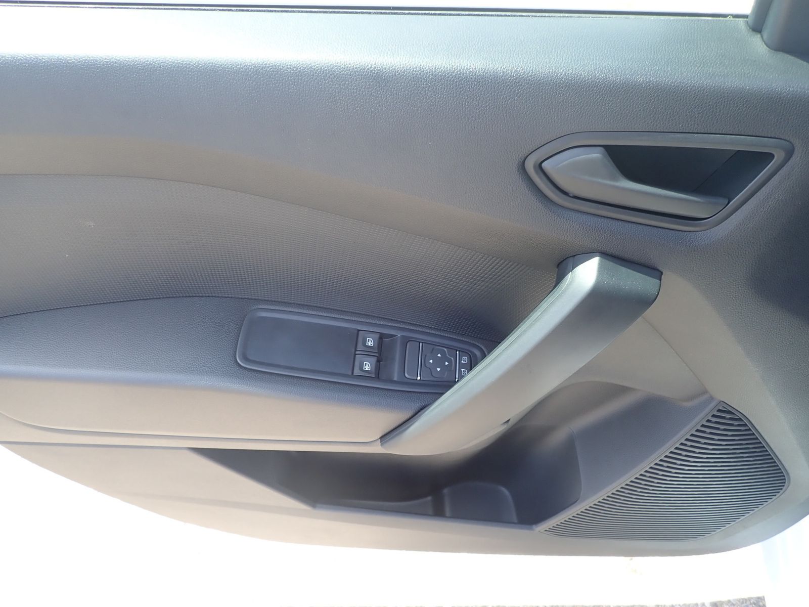 Fahrzeugabbildung Renault Kangoo Rapid Advance L1 Blue dCi 95 MY26