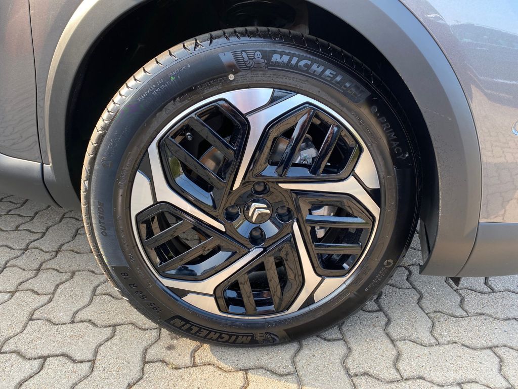 Fahrzeugabbildung Citroën C4 PureTech 130 S&S MAX *Kälte-Paket*
