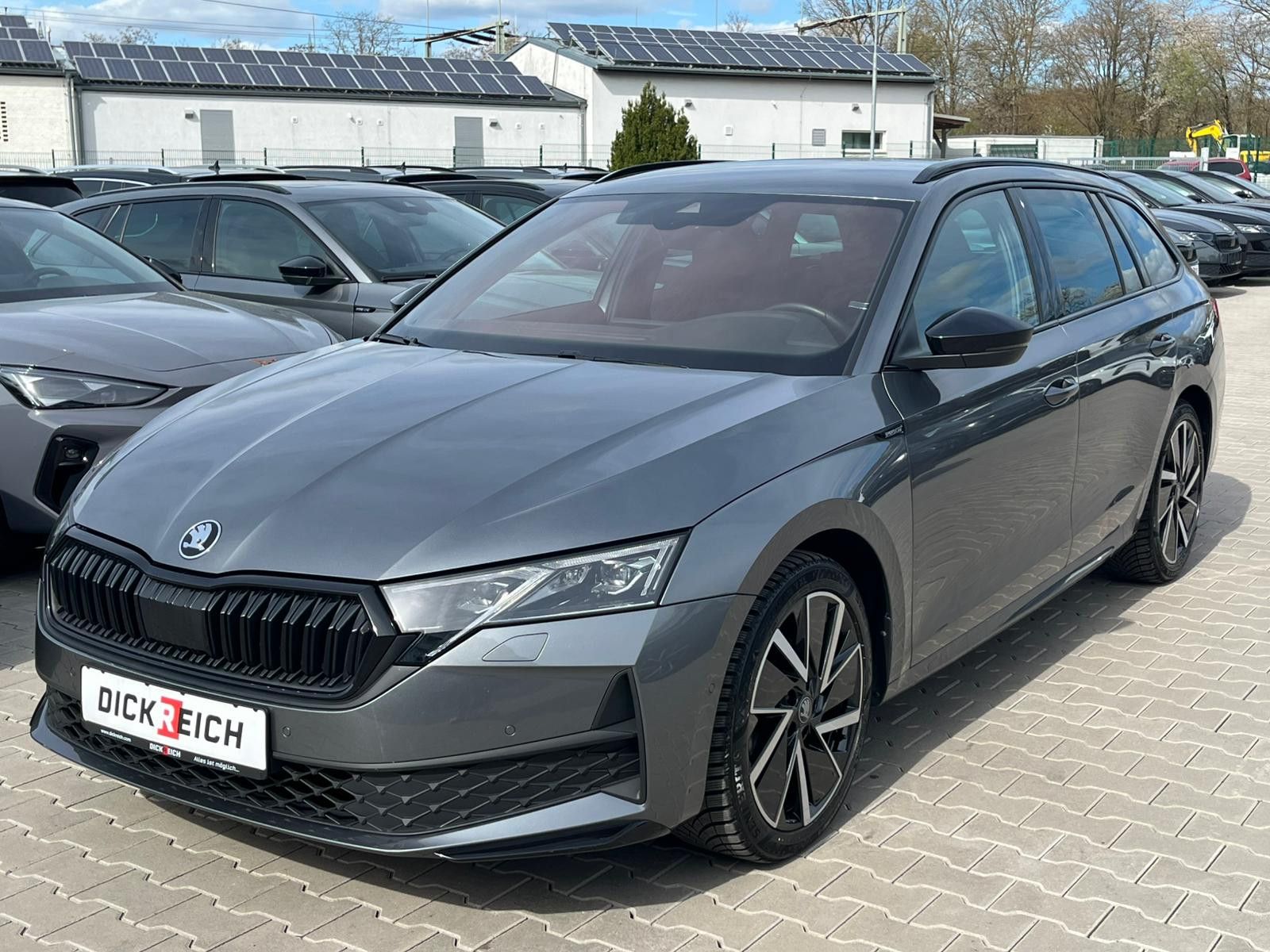 Fahrzeugabbildung SKODA Octavia 2.0 TDI Sportline DSG MATRIX*WINTER*5J.G