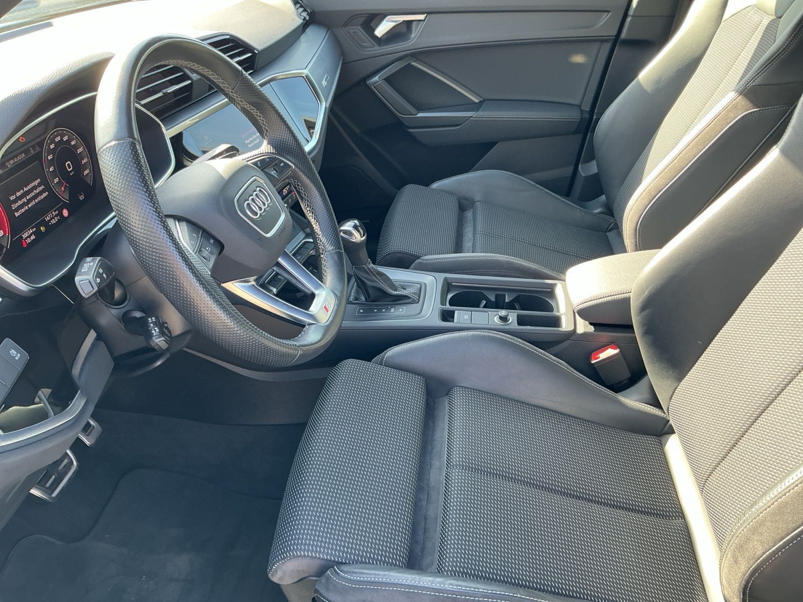 Audi Q3 - Bild 12
