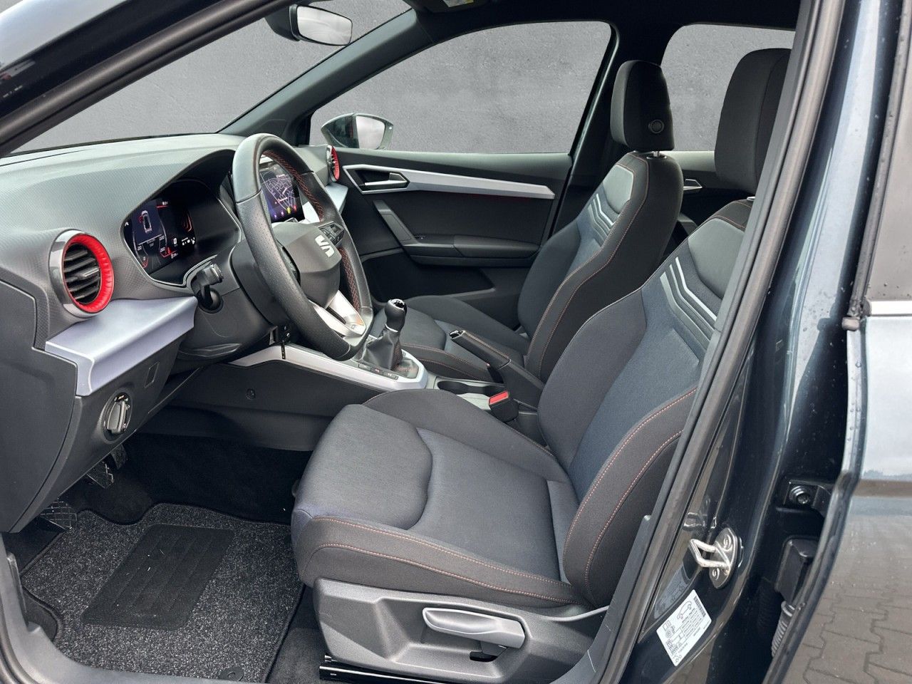 Fahrzeugabbildung SEAT Arona FR 1.0 TSI 110 PS 6-Gang