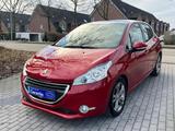 Peugeot 208 1.6 VTi Allure Automatik | Panorama | 120 PS - Peugeot 208 mit Benzin-Antrieb: Automatik