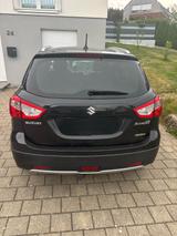 Suzuki (SX4) S-Cross 1.6 DDiS Comfort 4WD Comfort - Suzuki (SX4) S-Cross mit Diesel-Antrieb