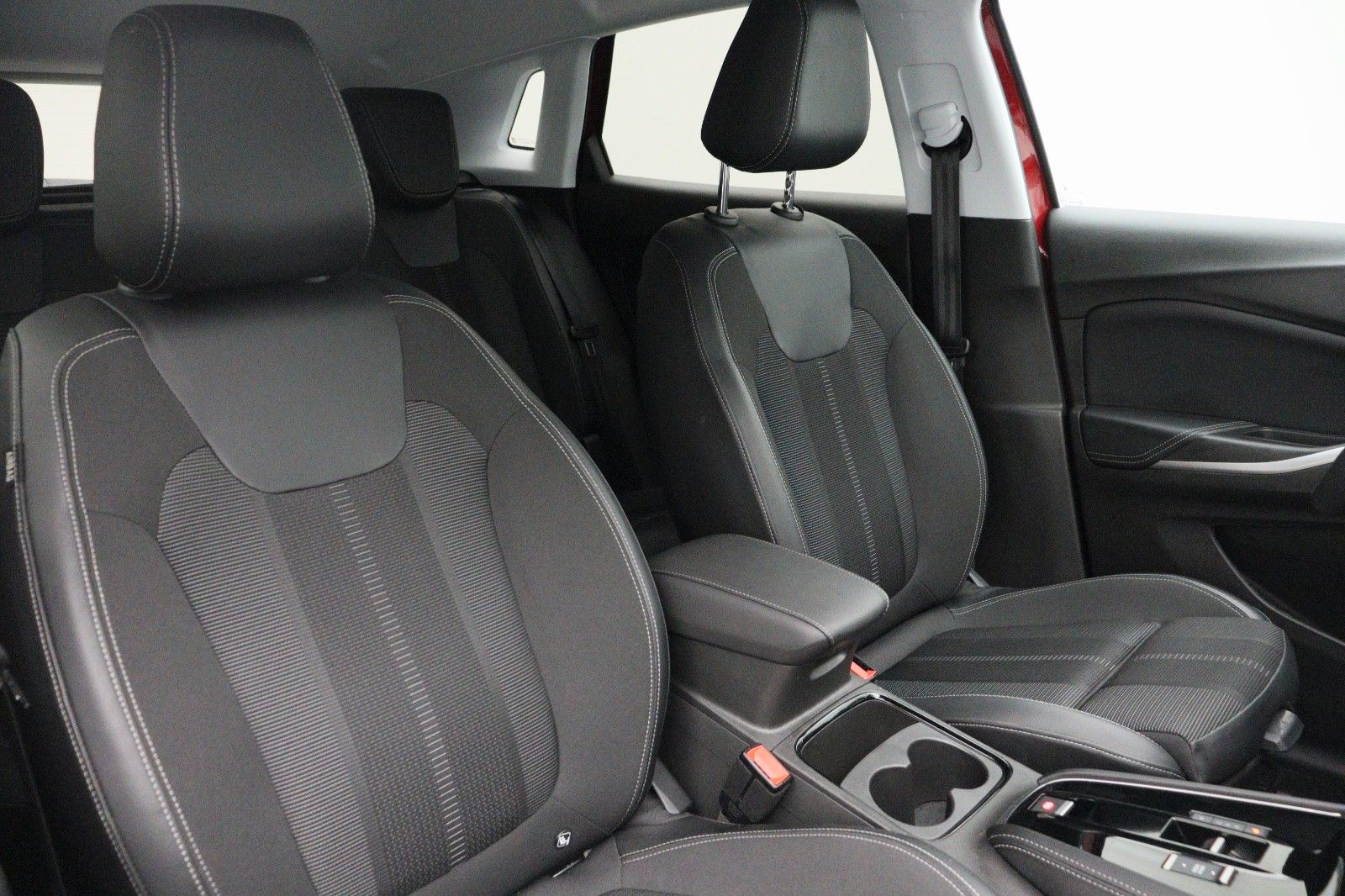 Fahrzeugabbildung Opel Grandland 1.2 GS-Line NAVI LED KAMERA