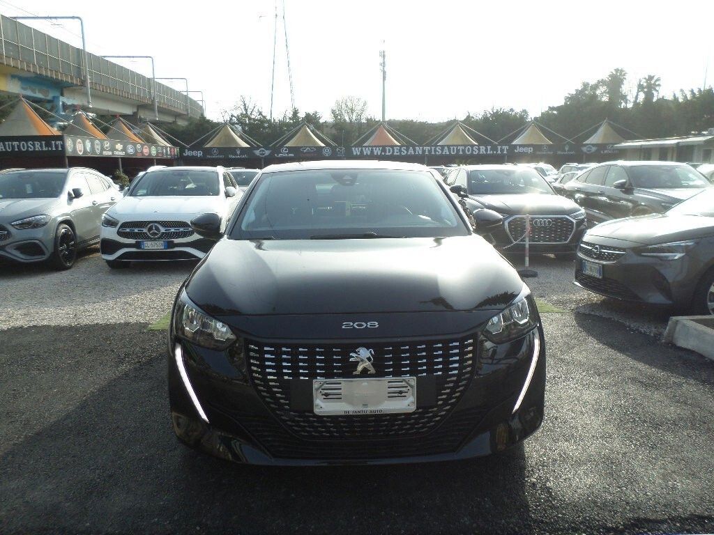 PEUGEOT 208