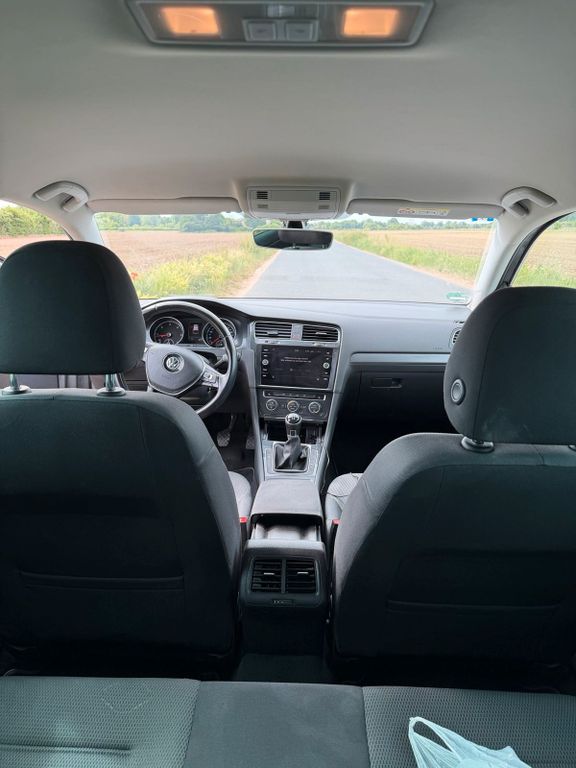 Image of Volkswagen Golf
