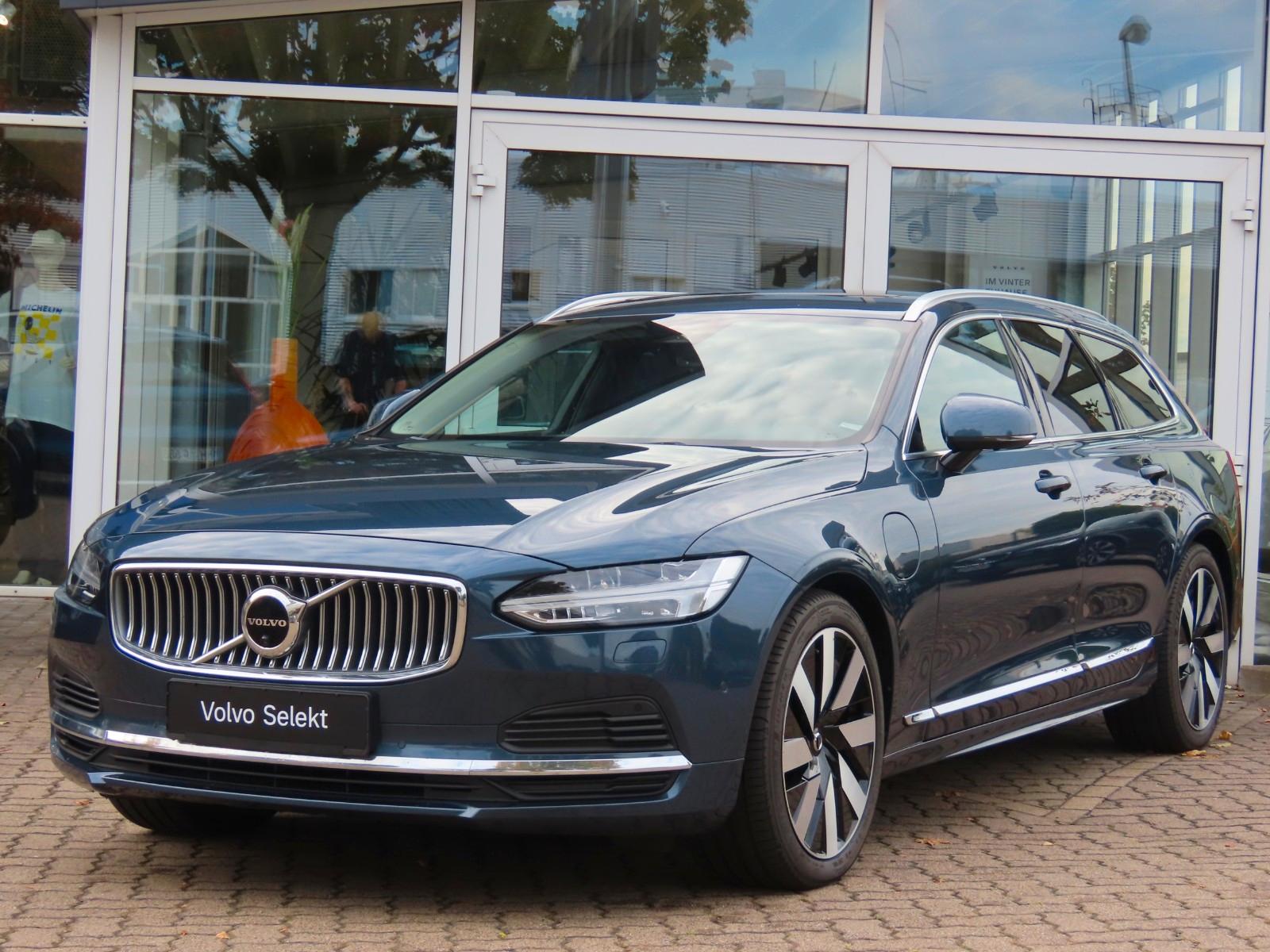 Volvo V90 T6 AWD (Panoramadach, 360° Kamera,...)
