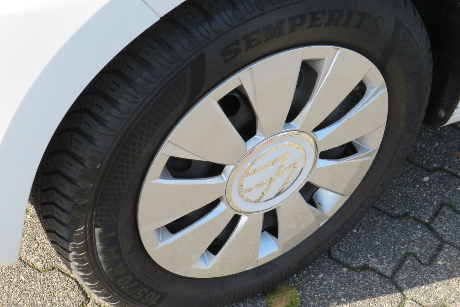 Fahrzeugabbildung Volkswagen up! GRA KLIMA PDC NOTBREMS APP-CONNECT 1.HD