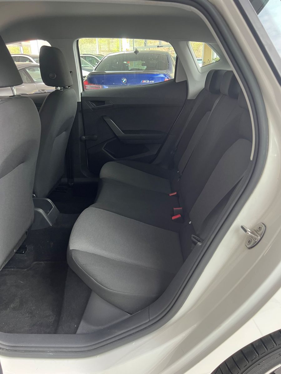 Fahrzeugabbildung SEAT Ibiza 1.6 TDI  Reference*NAVI*CAR-PLAY*ALUFELGEN