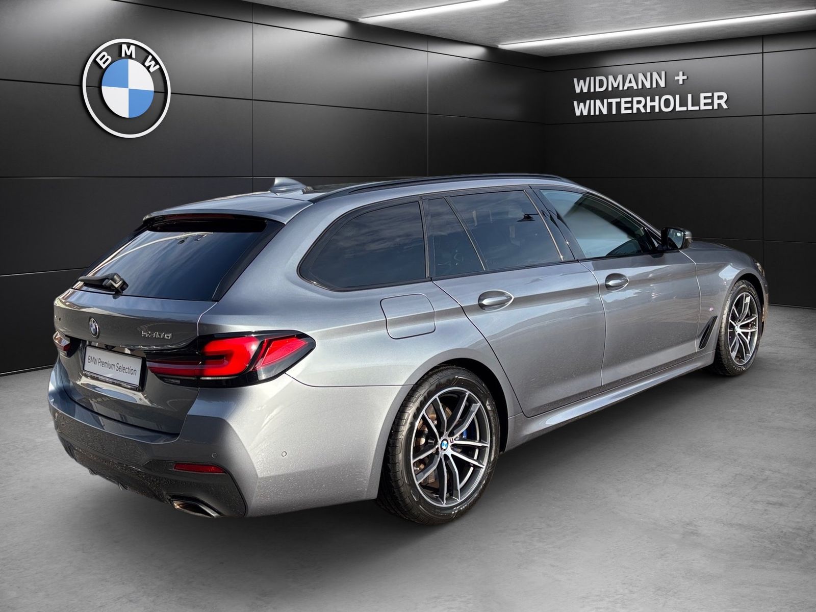 BMW 530d xDrive Touring M Sport LC Prof. DA HiFi foto 5