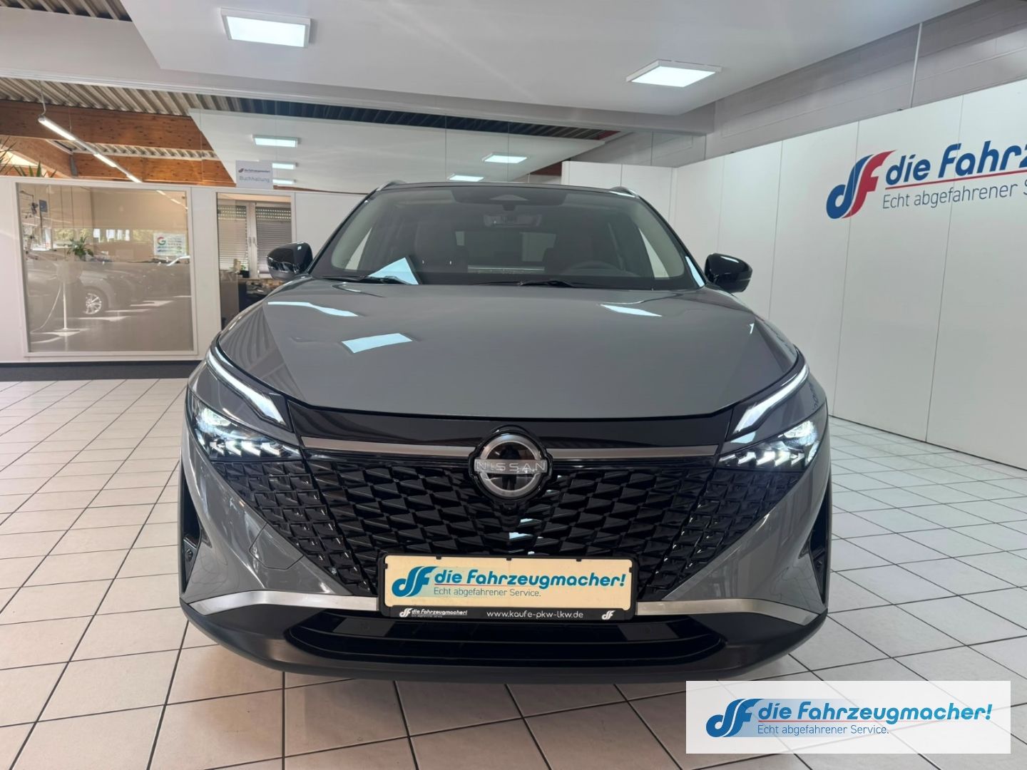 Fahrzeugabbildung Nissan Qashqai N-Connecta Navi 360 Kamera LED Apple Car