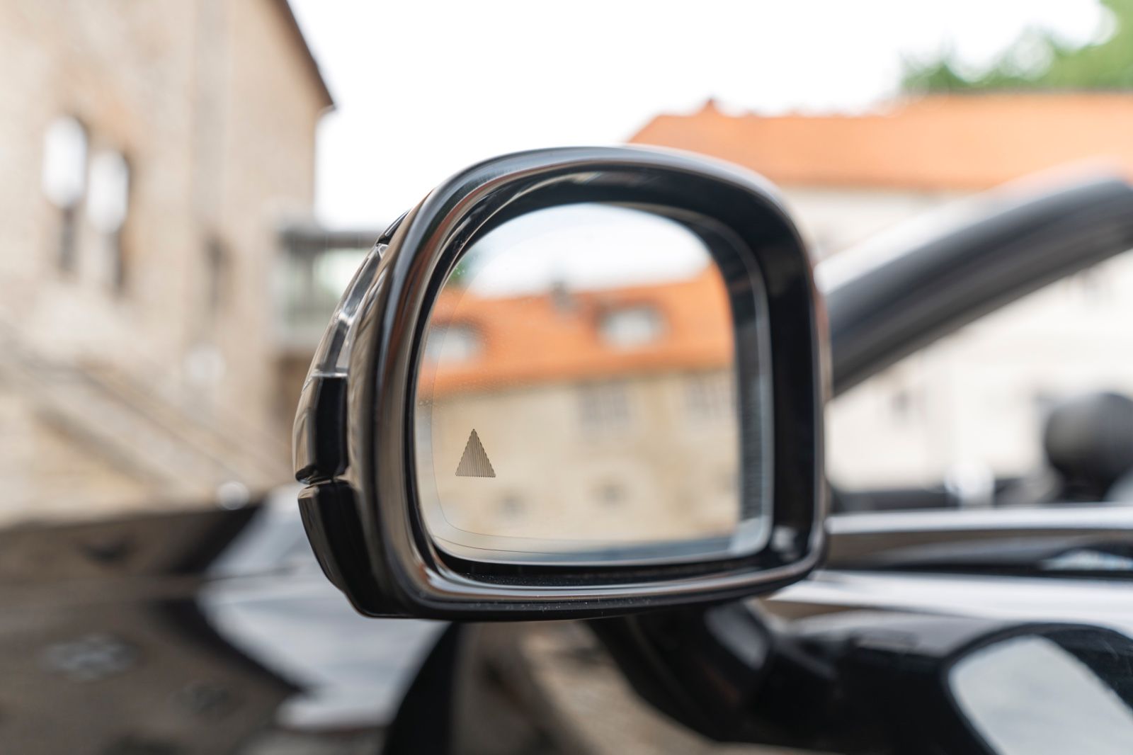 Fahrzeugabbildung Mercedes-Benz SL 400 Roadster AMG SPORTPAKET ACC KAM NAV H&K