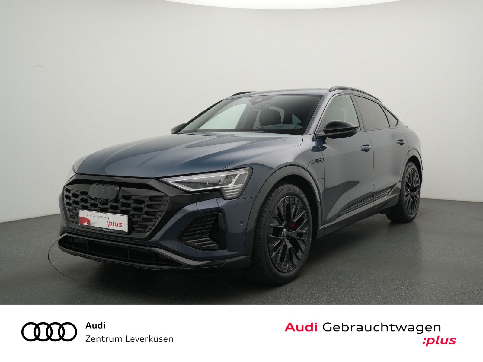 Audi Q8 S line NAVI PANO B&O KAM 360°MATRIX SHZ