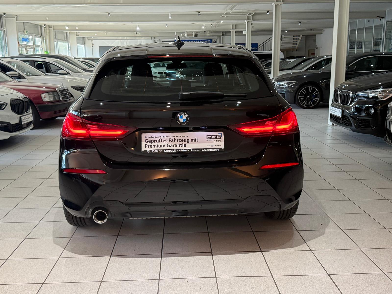 BMW 118 i Advantage *Navi*Led*Kamera*AppleCarp*Auto