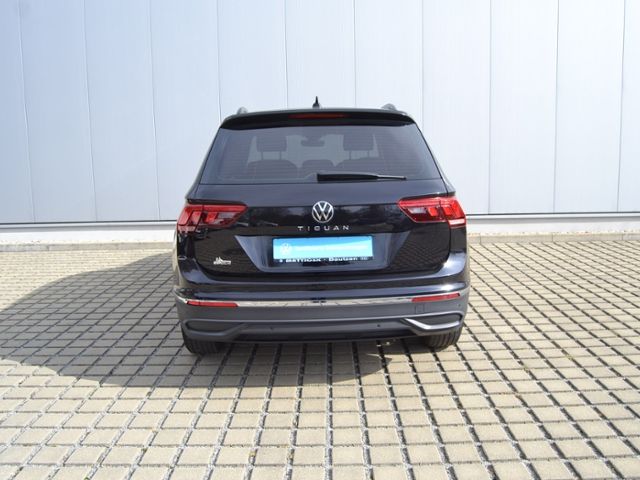 Tiguan 2.0 TDI Life AHK/LED/17-ZOLL/NAVI+VZE/BUS