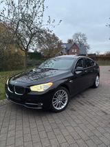 BMW 530d xDrive GT Schwarz - BMW 530 Gran Turismo mit Schiebedach