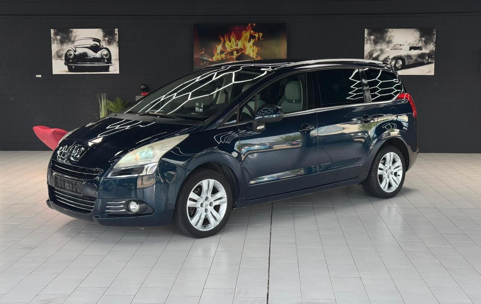 Peugeot 5008 *TÜV NEU*AUTOMAT.*XENON*LEDER*7-SITZE*ACC*