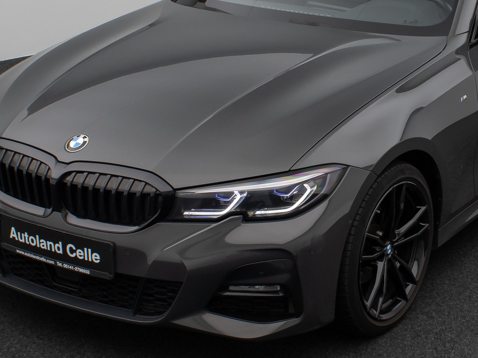 Fahrzeugabbildung BMW 320d xD M Sport Panorama Laser Kamera DAB HiFi