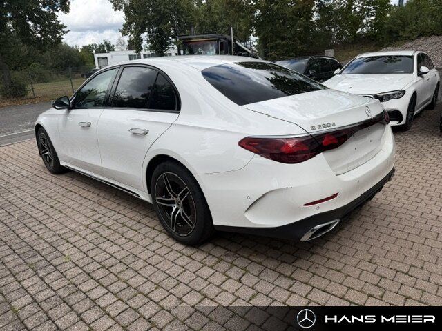 Mercedes-Benz E 220 d 4M AMG MBUX Night Ambiente LED Kamera foto 4