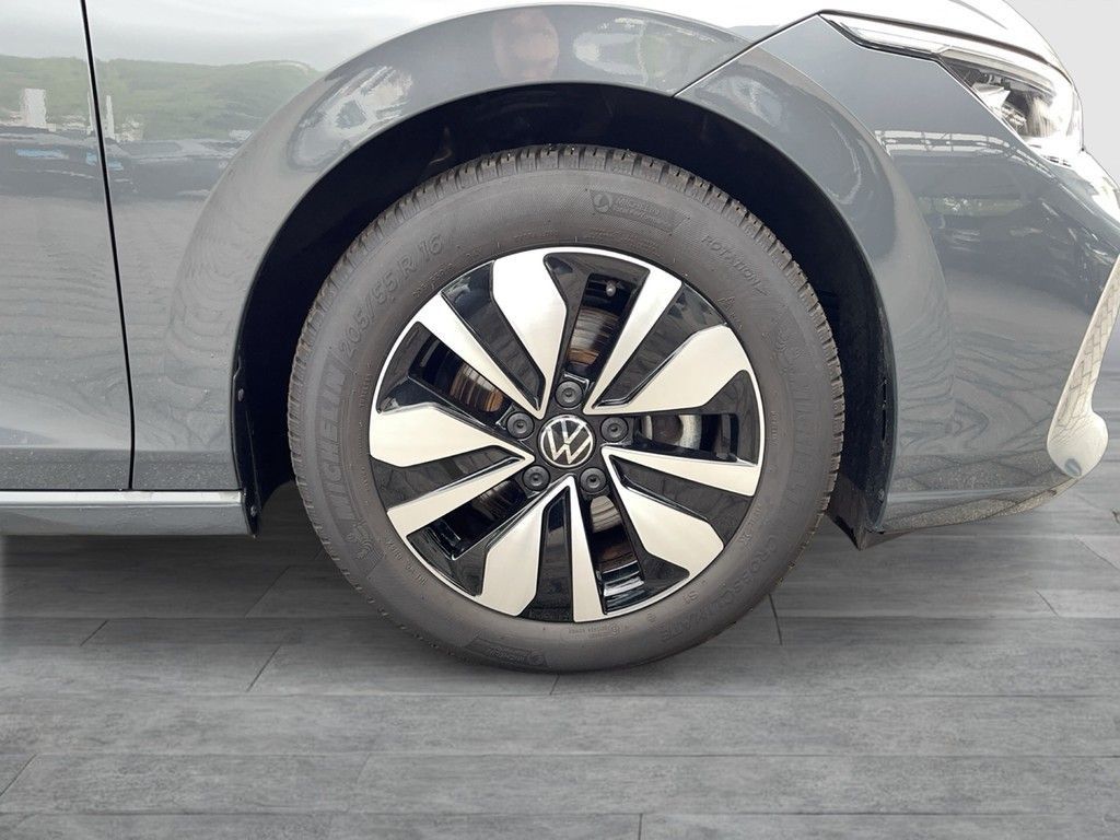 Volkswagen Golf - Bild 9