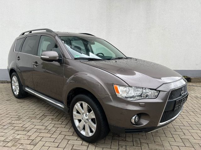 Mitsubishi Outlander XTRA 4WD/Automatik/1.Hand/