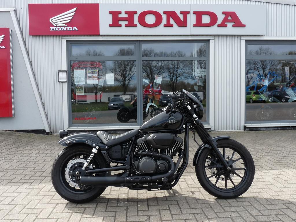 Yamaha XVS 950 C Bolt ABS Neuwertiger Zustand