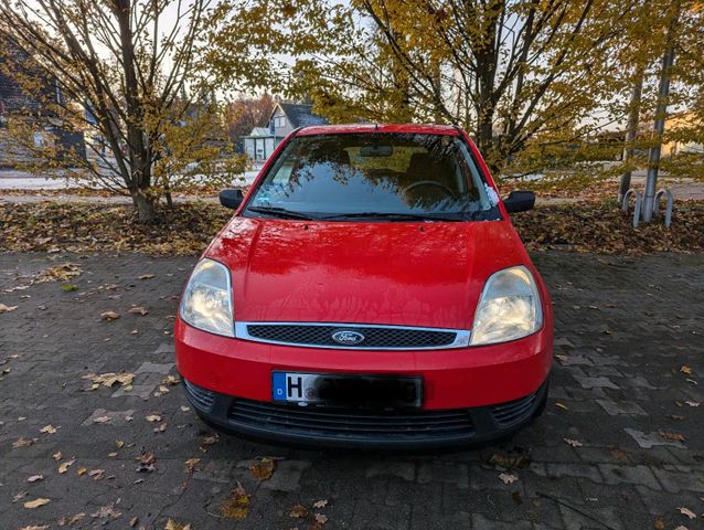 Ford Fiesta zu verkaufen  Zuverlässig, ge...