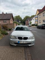 BMW 120i Benzin - BMW 120 aus 2004: 120i