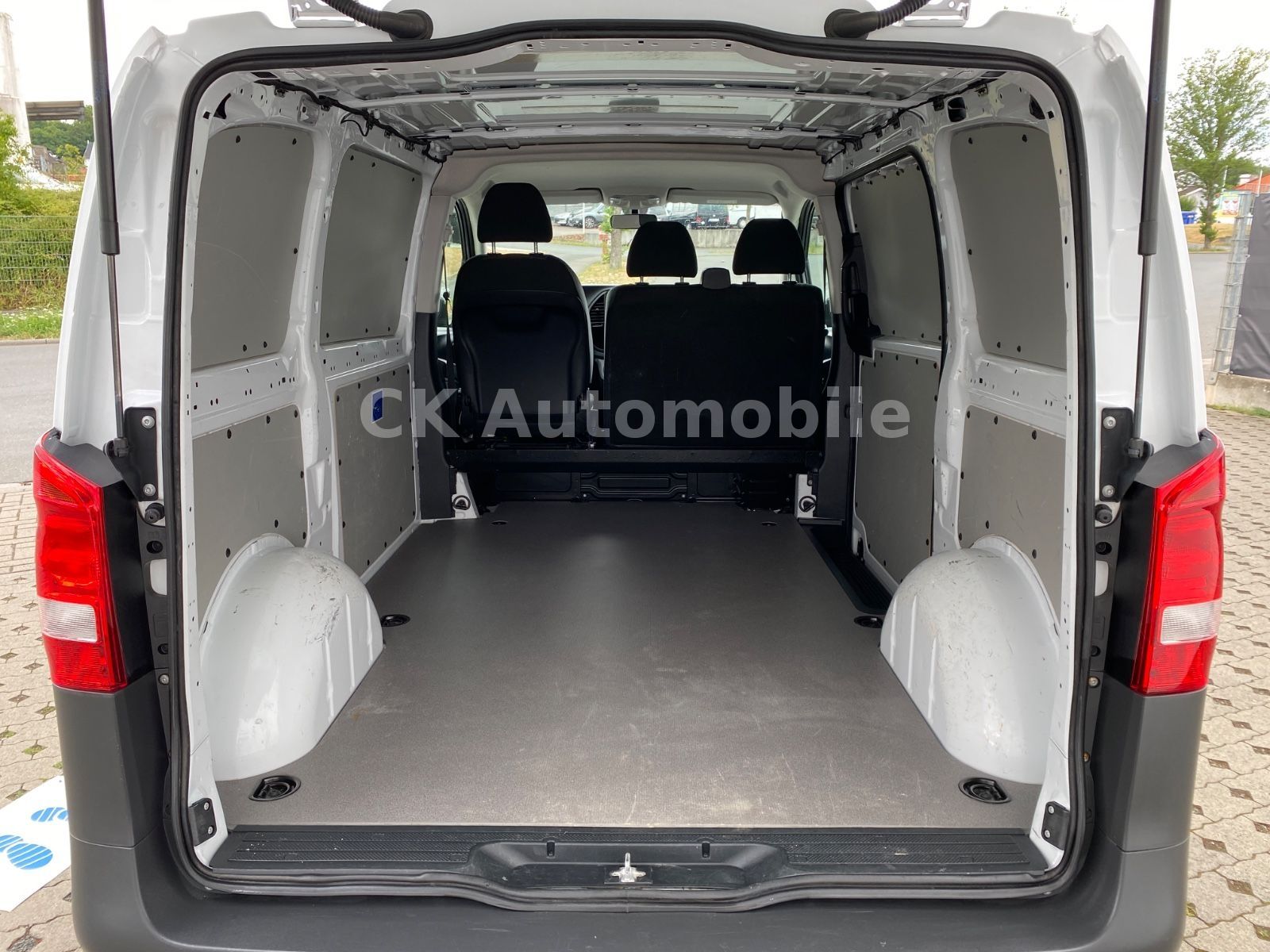 Fahrzeugabbildung Mercedes-Benz Vito Kasten 114CDI RWD Kompakt/Klima/Tempomat