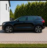 Volvo XC40 T3 Geartronic R-Design Momentum Core  - Volvo XC40 von privat