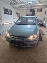 Opel Corsa mit 148000km zu verkaufen - Opel Corsa aus 2004 mit Diesel-Antrieb