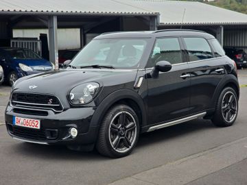 MINI Cooper Countryman - 1