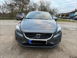 Volvo V40 T3 Momentum Langstrecke, Kamera, Gepflegt - gebrauchte Volvo V40 aus dem Jahr 2013