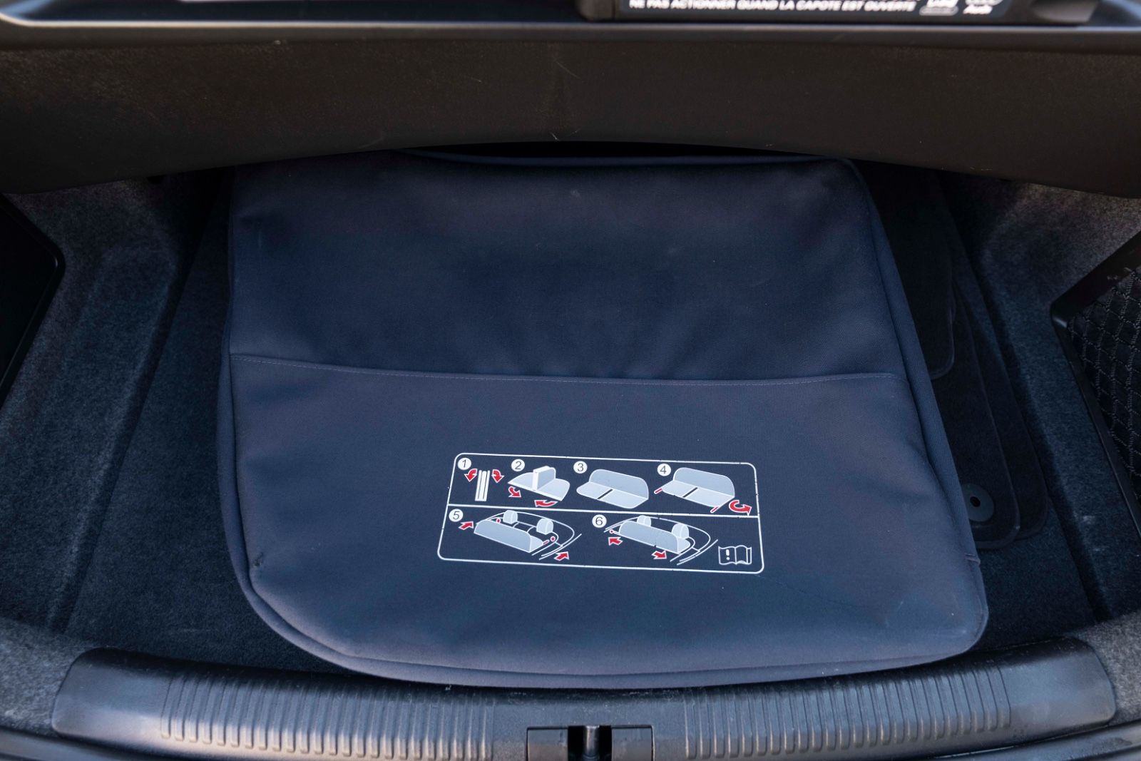 Fahrzeugabbildung Audi S4 Cabriolet 4.2 quattro TEMPOMAT M+S LEDER